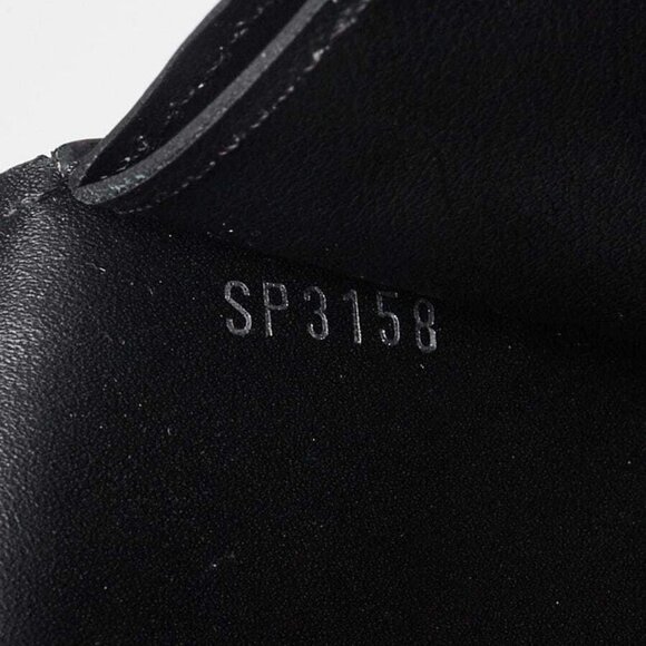 Louis Vuitton Limited Edition Damier Canvas Time Trunk Twist Chain Bag - Picture 8 of 11